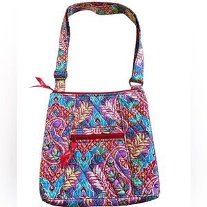 Vera Bradley large crossbody hipster bag in Paisley in Paradise EUC